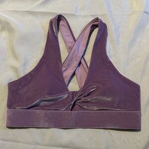 Fabletics Velvet Crushed Velour Twist Front
Sports Bra Sz L